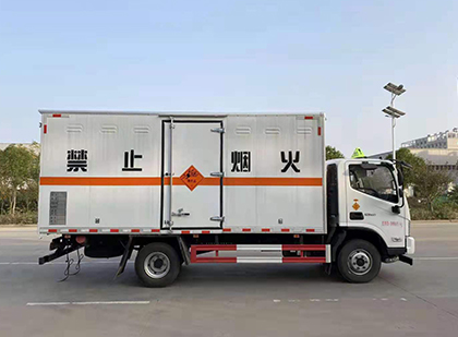 潼南爆破器材运输车